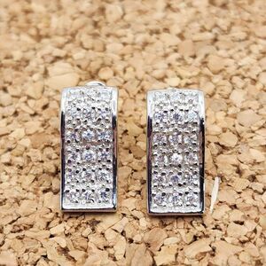 925 Sterling Silver Invisibly Set Diamond Cz Stud Earrings